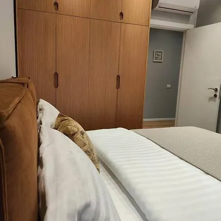 Ideal Apartment